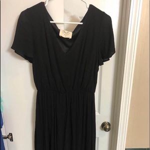 Fantastic Fawn Medium Black Dress